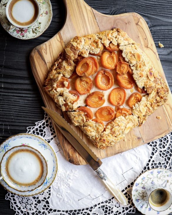 Apricot Galette with Cream Cheese Filling and Almond Crust | Two ...