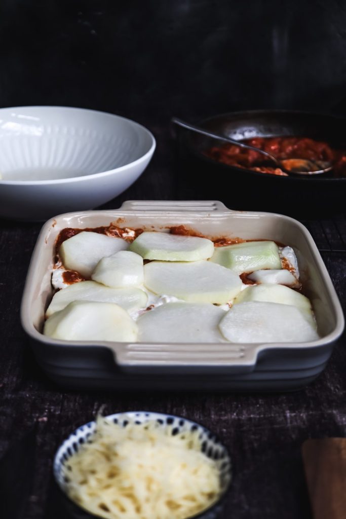 casserole with 4th layer - kohlrabi slices