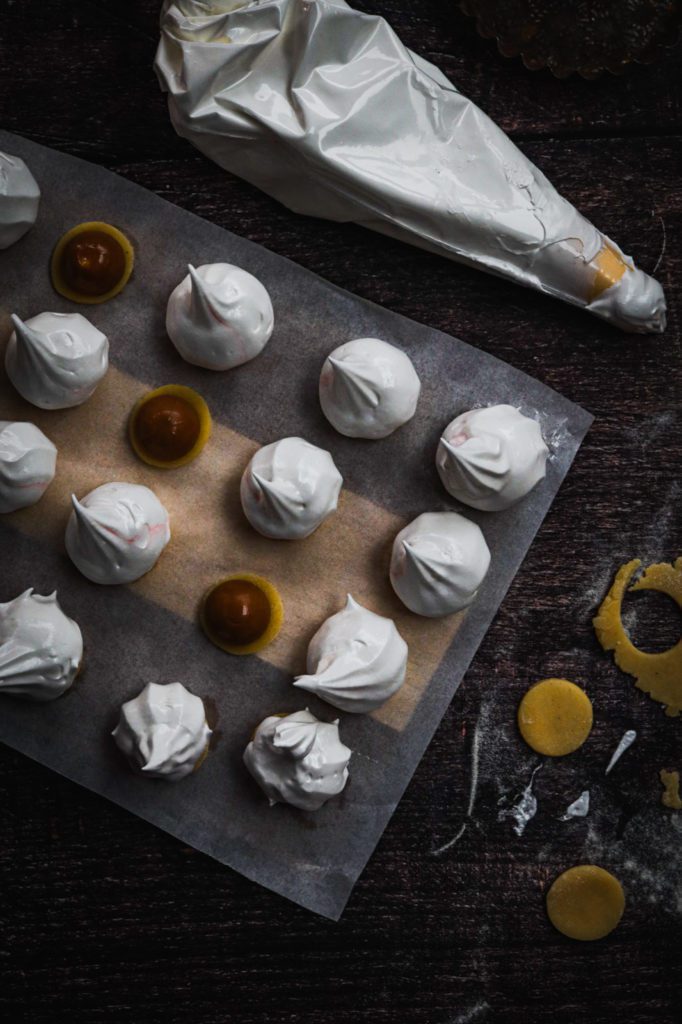 meringue cookies christmas cookies