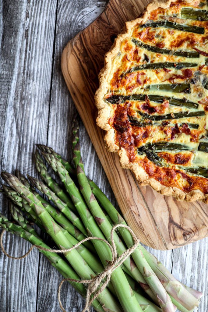 easy Italian asparagus quiche recipe, asparagus quiche , asparagus recipe, lunch recipe, brunch recipe, breakfast recipe, delicious quiche 