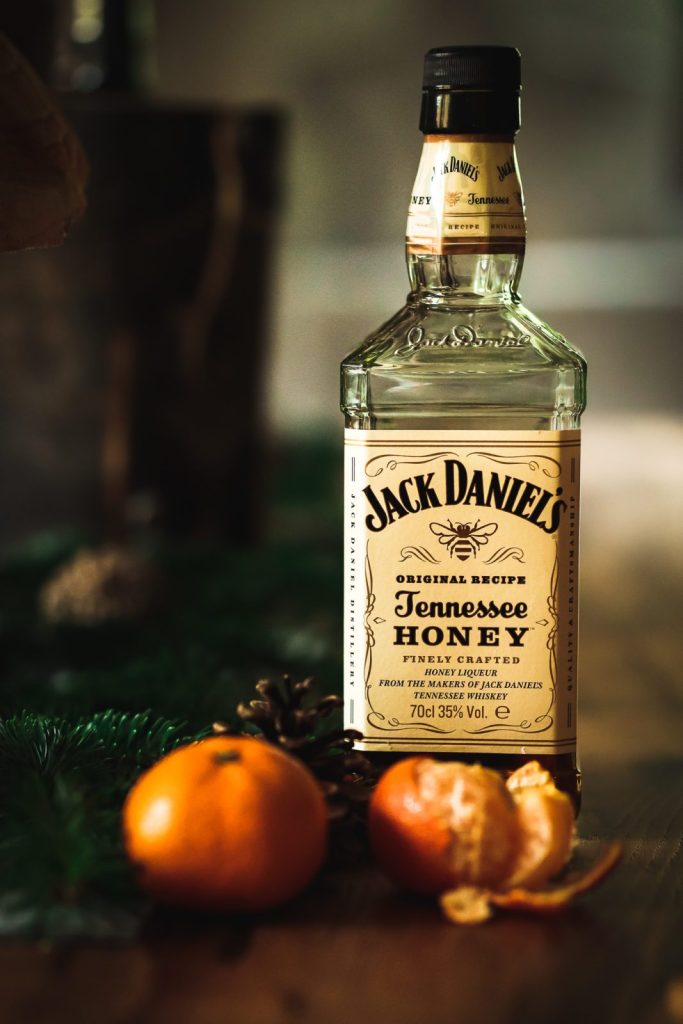 Jack Daniels Honey, simple whiskey drink, drink recipe, Christmas, thanksgiving