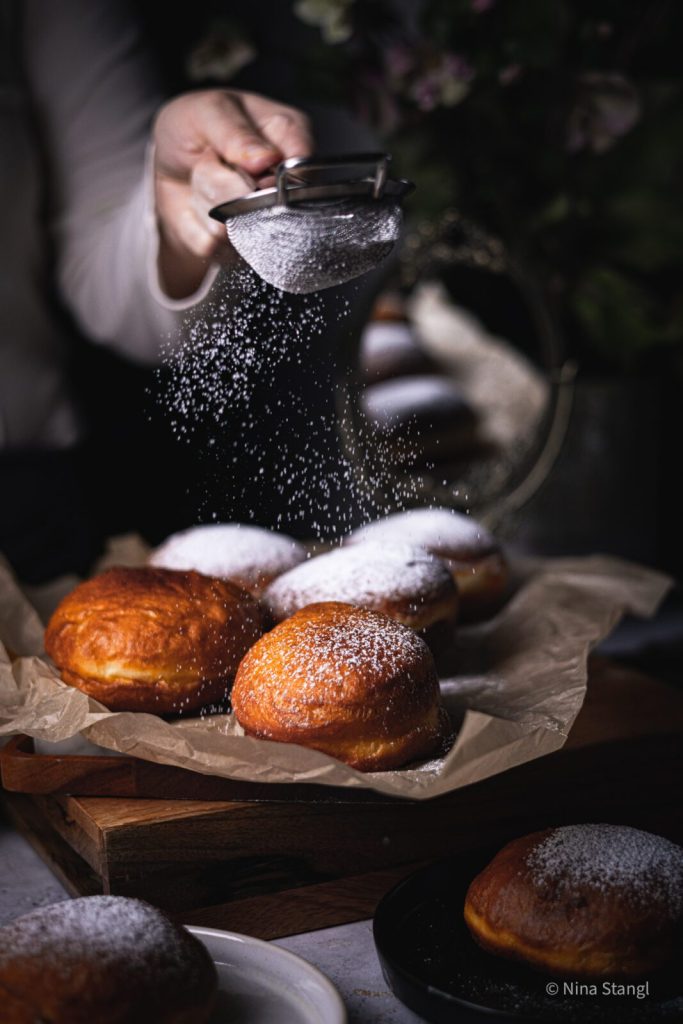 frittierte Krapfen
Donuts Rezept,
Krapfen frittiert oder gebacken
Krapfen mit Hefeteig,
einfaches Krapfen Rezept,
Berliner mit Marmelade